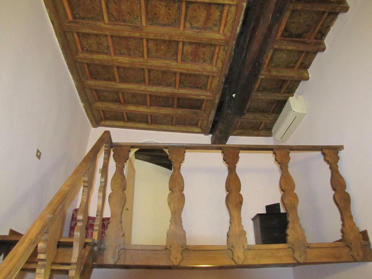 Un Tetto Al Pantheon Apartment Rom