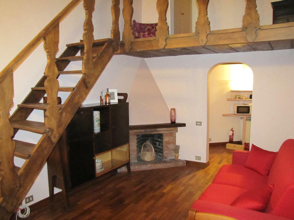Apartment Un Tetto Al Pantheon Rom